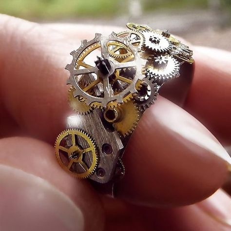 Steampunk Party, Gear Ring, Steampunk Rings, Watch Gears, Rock Rings, Hip Hop Rings, Ring Man, Ring Settings Types, Steampunk Gears