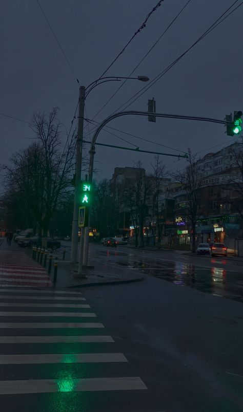 Real Life Background Aesthetic, Romania Aesthetic Dark, Moldova Aesthetic, Lock Screen Wallpaper Android, Chisinau Moldova, Rainy Morning, Sunset City, City Vibe, Morning Wedding