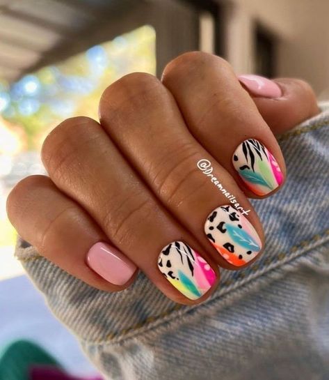 30+ Best Summer Nail Colors To Try This Year [2023]: Trends & Ideas | Summer Nails 2023 Best Summer Nail Color, Summer Nails 2023, Summer Nail Colors, Unghie Nail Art, Nails Art Designs, Summer Gel Nails, Bunny Nails, Short Gel Nails, Cute Gel Nails