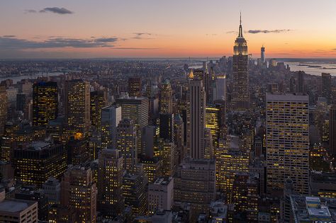 New York City Background, Nyc Wallpaper, New York Landscape, Mac Backgrounds, Macbook Air Wallpaper, New York City Vacation, New York Wallpaper, Mac Wallpaper, Iphone Wallpaper Photos