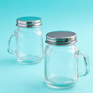 $1 each mason jars for party favor idea Mason Jar With Handle, Mason Jar Wedding Favors, Country Wedding Favors, Mason Jar Favors, Mason Jars With Handles, Mini Mason Jar, Candy Paper, Wedding Favour Jars, Favour Jars