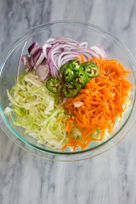 Mexican Relish Recipe, Cortido Recipe, Curtido Recipe, Salvadoran Food, Salvadorian Food, Shredded Cabbage, Fermented Cabbage, Cabbage Slaw, Latin Food