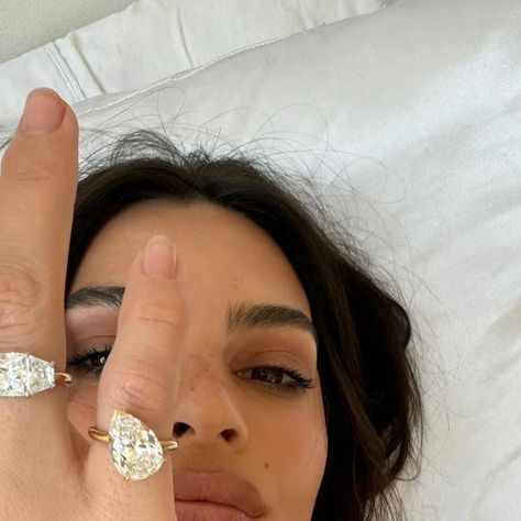 Emily Ratajkowski on Instagram: "divorce rings ©️ @alisonlou" Emrata Ring, Divorce Rings, Divorce Ring, Best Engagement Rings, Emily Ratajkowski, March 19, Wedding Things, Divine Feminine, Cosmopolitan