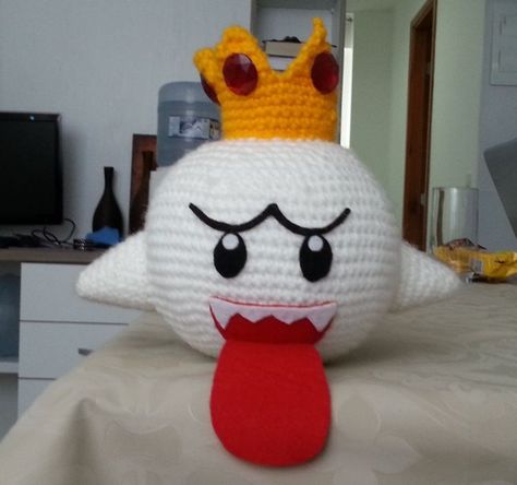 King Boo Crochet Pattern, Nintendo Crochet Patterns, Crochet Mario Characters, Boo From Mario, Mario Crochet Pattern, Super Mario Crochet, Boo Crochet, Crochet Mario, Mario Crochet