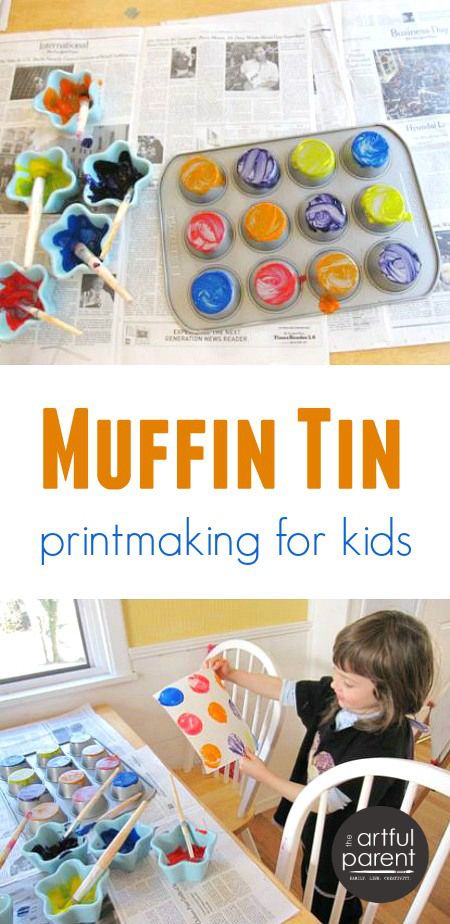 Muffin Tin Printing with Kids Printmaking For Kids, Daycare Inspiration, Peter Reynolds, Craft Activities For Toddlers, Art Preschool, Kid Projects, Primary Teaching, Creative Curriculum, Preschool Art Activities