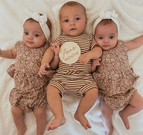 Triplet Aesthetic, Triplets Photoshoot, Triplets Babies Newborns, Triplet Nursery, Triplets Aesthetic, Triplets Nursery, Triplets Photography, Newborn Triplets, Triplets Pregnancy