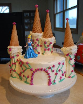 Cake Castle, Castle Birthday Cakes, Princess Castle Cake, Diy Birthday Cake, 4th Birthday Cakes, Princess Birthday Cake, Castle Cake, Birthday Cake Recipe, Character Cakes