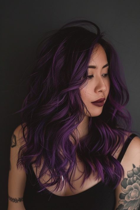 Black And Purple Hair Color Ideas, Dark Brown Hair With Red Underneath, Violet Brown Hair Color, Violet Ombre Hair, Violet Ombre, Split Dye, Dark Purple Hair, Red Brown Hair, Hair Color Purple