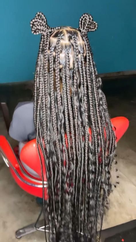 Braided Birthday Hairstyles For Black Women, Medium Large Knotless Braids Hairstyles, Cute Weave Hairstyles Braids, Dope Hairstyles Black Women, Dope Hairstyles Braids, Large Boho Knotless Braids, Knotless Box Braids Medium, Weave Hairstyles Braided, Cute Box Braids