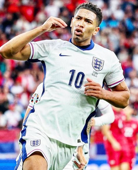 It’s Jude Bellingham for England in first half!⚡️ 🏴󠁧󠁢󠁥󠁮󠁧󠁿1-0🇷🇸 Follow @futballwithshafaque ⬅️ •• #judebellingham #england #euro2024 #jude #saka #foden #itscominghome #groupc #football #engvsserbia #englishboy Shemar Moore Shirtless, Cool Cartoon Drawings, Shemar Moore, Hey Jude, Jude Bellingham, I Got It, The One And Only, Serbia, Neymar