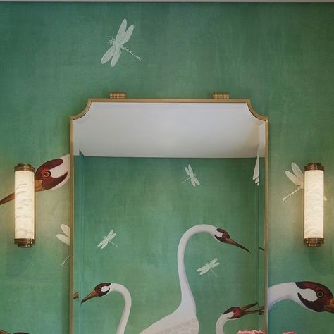 Finchatton on Instagram: "A striking GUCCI heron print wallpaper in this powder room." Gucci Crane Wallpaper, Gucci Heron Wallpaper, Gucci Heron, Heron Wallpaper, Gucci Wallpaper, Swan Wallpaper, Blue Heron, Guest Bath, Print Wallpaper