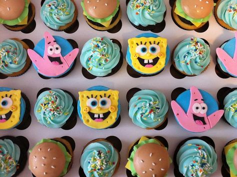 SpongeBob cupcakes by Dani Johnson Minimalist Cupcakes, Spongebob Cupcake Cake, Spongebob Squarepants Cupcakes, Sponge Bob Cupcakes, Pastel Bob, Spongebob Birthday Cake, Patrick Spongebob, Funny Cupcakes, Character Cupcakes