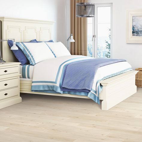 White oak laminate flooring