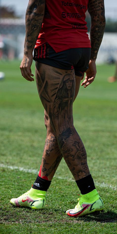 Soccer Player Tattoos, Mens Body Tattoos, Mens Body, Leg Sleeve, Leg Sleeves, Football Boys, Soccer Player, Men In Uniform, Neymar Jr