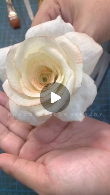 Joy | Paper Artist + DIY on Instagram: "Can I call you 🌹? ☺️ Coloring this paper rose with an old lip crayon 💄 Old eye make up can work too!  #handmadebloomsbyjoy #paperflowers #rose #recycling #themakingof #tutorial" Pink Paper Flowers, Paper Rose Tutorial, Crepe Paper Roses, Rose Tutorial, Lip Crayons, Crepe Paper Flowers, Fabric Roses, How To Make Paper Flowers, Small Rose