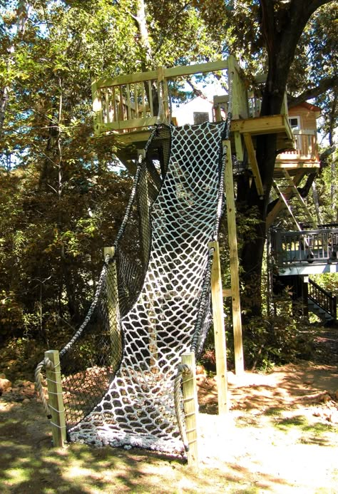 Tree House Ideas, Treehouse Ideas, Building A Treehouse, Tree House Plans, Tree Fort, Tree House Diy, Tree House Kids, Outside Fun, American Ninja Warrior