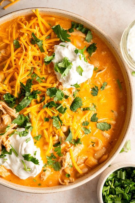 Spicy Buffalo White Chicken Chili, Buffalo Chicken Chili Stovetop, Buffalo Chicken Chili Instant Pot, Buffalo Chicken Chilli, Buffalo Chili, Shredded Chicken Chili, Buffalo Chicken Chili Recipe, Chicken Chili Soup, Buffalo Chicken Chili