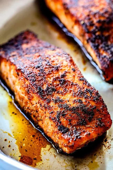 showing how cook blackened salmon in a stainless steel pan Salmon Blackened, Creamy Cajun Sauce, Salmon Recipe Pan, Blackened Salmon Recipes, Salmon Skillet, Bake Salmon, Fish Casserole, Lemon Butter Salmon, Salmon Recipes Pan Seared