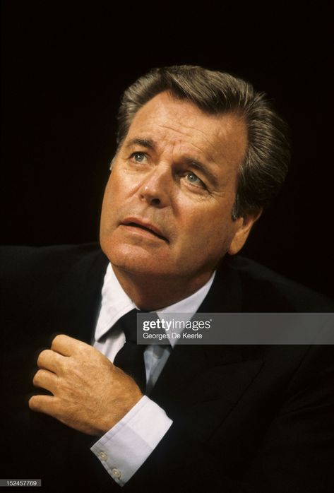 News Photo : Actor Robert Wagner in London on September 26,... Danny La Rue, Hart Images, Stephanie Powers, Robert Wagner, Best Actor, American Actors, Male Beauty, Celebrity Photos, Love Letters