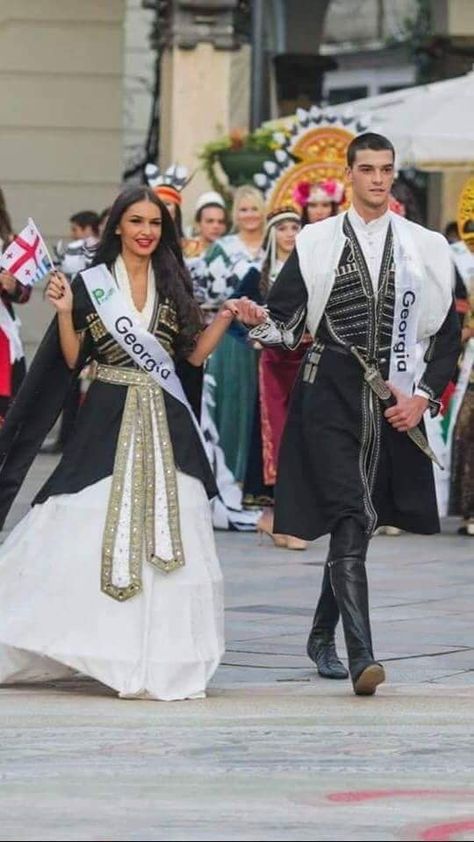 Georgian Ornaments, National Clothes, Traditional Fashion, Women's Costumes, Mens Costumes, A-line Wedding Dress, Traditional Outfits, Georgia, Prince