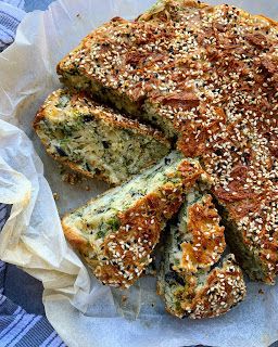 Greek Pitas, Olive Cake, Cypriot Recipes, Baking Savory, Savoury Bread, Greek Bread, Cyprus Food, Cypriot Food, Savoury Bakes