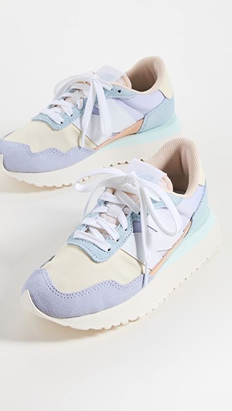 Best Sneakers For Women, Pastel Sneakers, Elegant Sneakers, New Balance 237, Everyday Sneakers, Adidas Sambas, Off Duty Outfits, Sneakers For Women, New Balance Sneakers