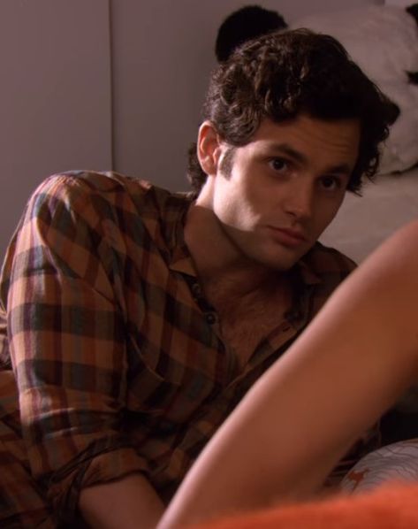 Dan Humphrey Aesthetic, Dan Gossip Girl, Pen Badgley, Joe Goldberg, Dan Humphrey, Penn Badgley, Gossip Girl Outfits, Cute Brunette, Richard Gere