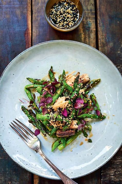 Spring Dinner Recipes, Spring Dinner Ideas, Sesame Vinaigrette, Summer Dinner Ideas, Spring Recipes Dinner, Autumn Salad Recipes, Tinned Fish, Farmers Market Recipes, Sesame Dressing