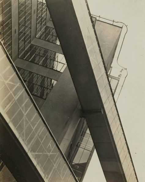 Tate shared a photo on Instagram: “#ArtWords: Rooted in Constructivism and termed by artist Laszlo Moholy-Nagy, 'The New Vision' was a…” • See 3,120 photos and videos on their profile. Architecture Exam, Architecture Journal, Laszlo Moholy Nagy, English Architecture, Modernist Architecture, Aubrey Beardsley, Moholy Nagy, Art Terms, Study Architecture