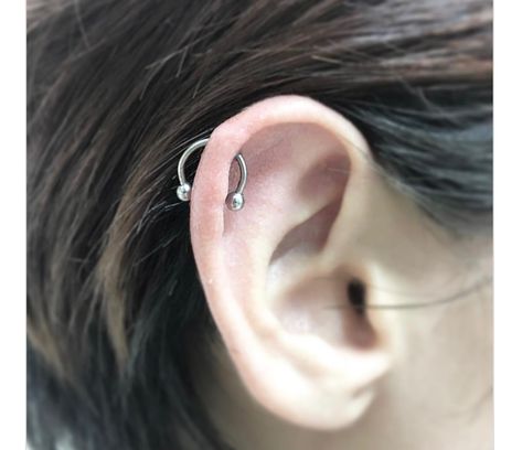 Helix piercing/ referred as a Cartilage piercing😊💕🤟🏻 Helix Piercing Ring, Labret Piercing Ring, Hip Piercings, New Ear Piercing, Helix Ring, Right Or Wrong, Labret Piercing, Piercing Ring, Helix Piercing