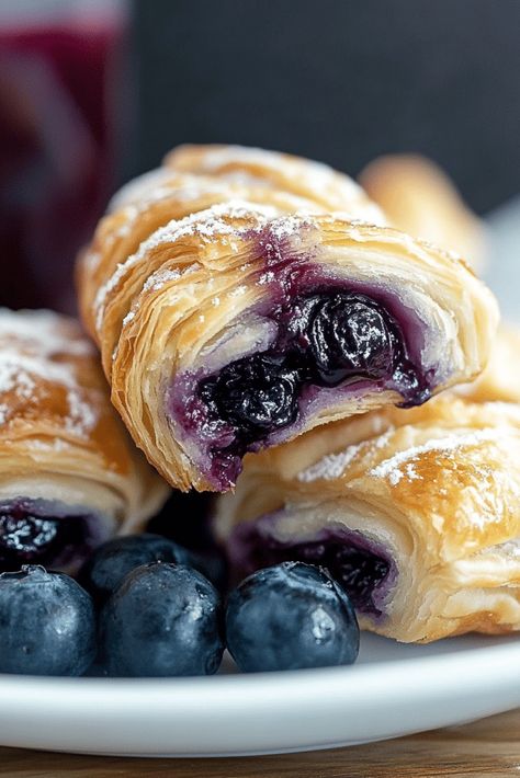 Blueberry Cream Cheese Puff Pastry, Lemon Crepes, Cream Cheese Puffs, Cream Cheese Puff Pastry, No Bake Blueberry Cheesecake, Puff Pastry Filling, Cheese Puff, Puff Pastry Desserts, Cheese Puff Pastry