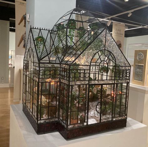 Terrarium House Ideas, Greenhouse Dollhouse, Stained Glass Greenhouse, Tabletop Greenhouse, Glass Staining, Dream Greenhouse, Stained Glass Terrarium, Miniature Greenhouse, Dollhouse Garden