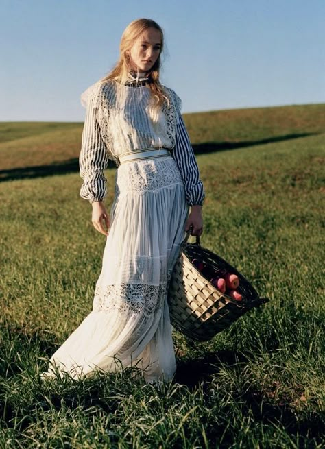 Alasdair Mclellan, Kentish Town, Silk Headscarf, Preppy Plaid, Grass Field, Vogue Uk, Cottagecore Aesthetic, Big Fashion, Fashion Photoshoot