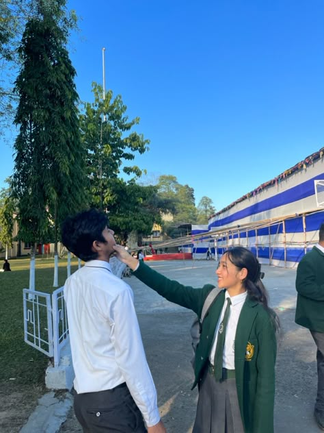 Indian College Couple Aesthetic, School Aesthetic Indian, Indian School Aesthetic, College Love Aesthetic, Male Best Friend Goals, High School Couple Aesthetic, School Couple Aesthetic, Dps School, School Couple