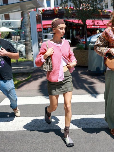 Cannes Film Festival 2023, Cannes 2023, Iris Law, Versace Gown, Cannes Red Carpet, Festival 2023, Amal Clooney, Fashion Moments, Models Off Duty