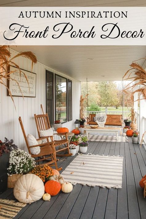 Fall front porch decor and inspiration Fall Outdoor Decor Porch, Fall Decor Living Room Cozy, Fall Porch Ideas, Porch Fall Decor, Fall Porches, Fall Front Porch Decor Ideas, Fall Porch Decor, Fall Front Porch Decor, Fall Decor Inspiration