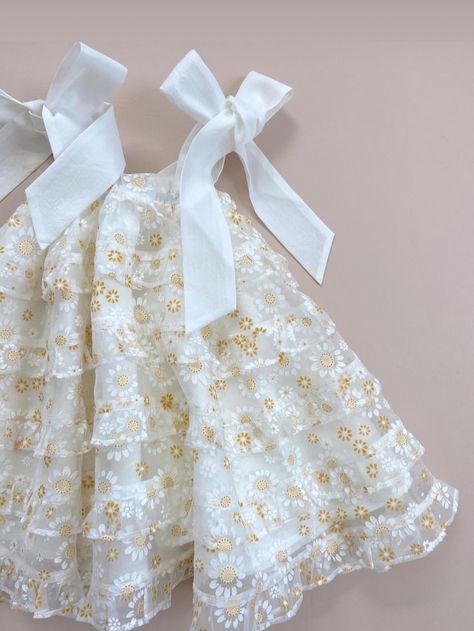 Full Circle Dress, Daisy Fields, Mary Dress, Mary Mary, Circle Dress, Foto Baby, First Birthday Outfits, Bow Dress