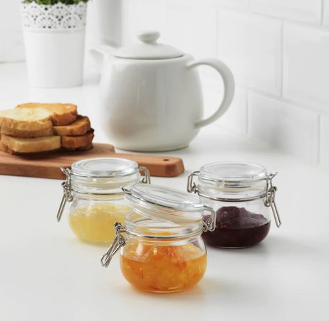 Korken Jars With Lids Toples Kaca, Food Storage Organization, Dry Food Storage, Jam And Jelly, Pickled Vegetables, Homemade Jam, Jams & Jellies, Preserving Food, Food Store