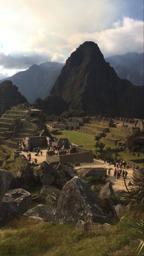 Machu Picchu Peru Aesthetic, Macchu Picchu Trip, Peru Aesthetic, Lost Frank Ocean, Travel Peru, Wonder Of The World, Machu Picchu Peru, Studying Abroad, Vacation Inspiration