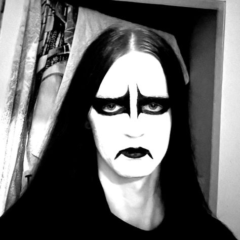 Metalhead Guy Corpse Paint, Mayhem Corpse Paint, Black Metal Face Paint, Corpse Paint Tutorials, Corpse Face Paint, Corpse Makeup Black Metal, Euronymous Corpse Paint, Corpse Paint Men, Metal Face Paint