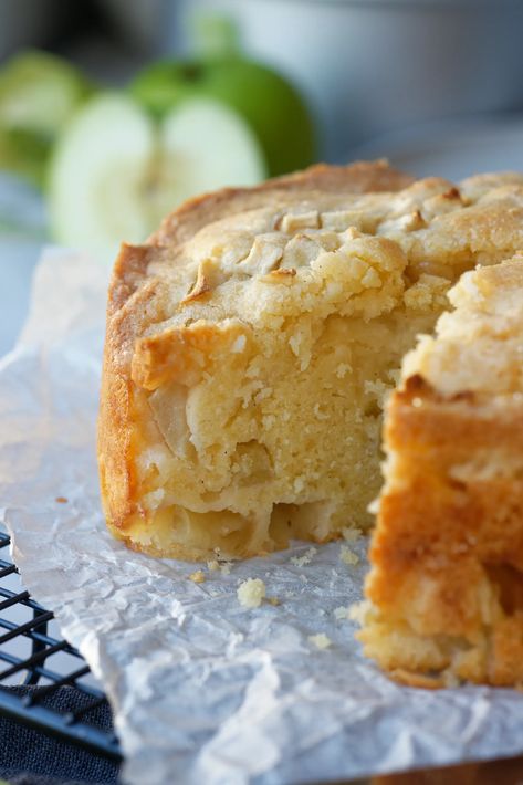 Tea And Cake, Eat Dessert Recipes, Breakfast Apple Cake, One Bowl Cake Recipes, Apple Tea Cake Recipe, Apple Cake Healthy, Apple Cake Recipes Moist, Apple Cake Recipe, Tea Cake