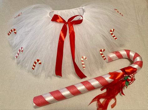 Diy Candy Cane Costume, Candy Cane Costume Diy, Candy Cane Outfit, Diy Christmas Costumes, Candy Cane Costume, Candy Costumes, Diy Candy, Christmas Costumes, Christmas Is Coming