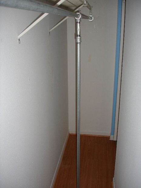 Pipes: Build a clothes closet that never breaks again! From Instructables Closet On A Budget, Dark Bathroom Ideas, Closet Bar, Long Pipe, Closet Rods, Closet Rack, Clothes Rod, Wire Shelf, Clothes Hanging