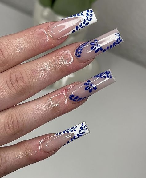 Mexican Inspired Nails, Virgencita Nails, Mail Inspo, Mexican Nails, Girly Acrylic, Acrylic Toes, Acrylic Toe Nails, Girly Acrylic Nails, Nail Art Designs Diy