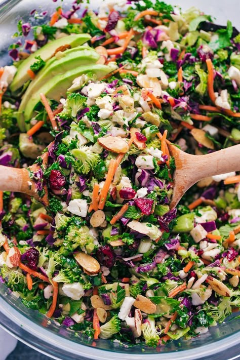 Salad Kale, Salad Recipes Healthy Easy, Kale Salad Recipes, Detox Salad, Best Salad Recipes, Healthy Ingredients, Vegan Salad, Idee Pasto Sano, Super Yummy