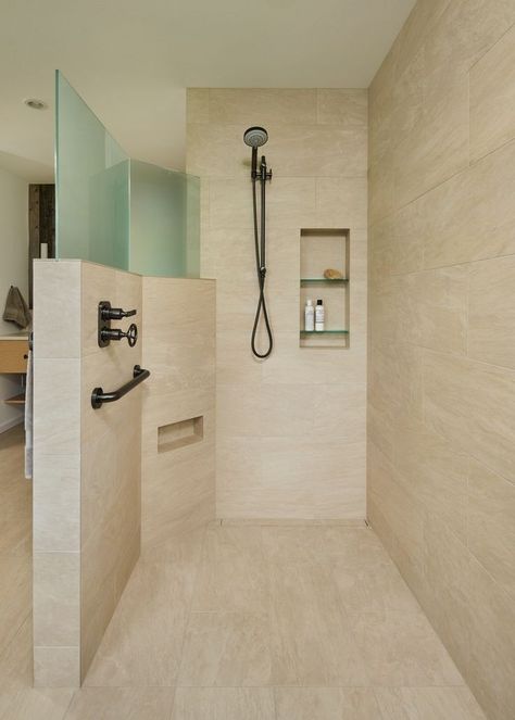 Half Wall Shower, Tile Walk In Shower, Accessible Bathroom Design, Doorless Shower, Bathroom Shower Design, Master Shower, Bathroom Redesign, Bathroom Remodel Shower, Bathroom Remodel Designs