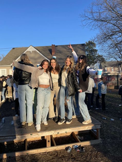 darty
elon university Friends University Aesthetic, Ryerson University Aesthetic, Upenn University Aesthetic, Elon University Aesthetic, Uw Dorm University Of Washington, Elon University, University Aesthetic, College List, College Life