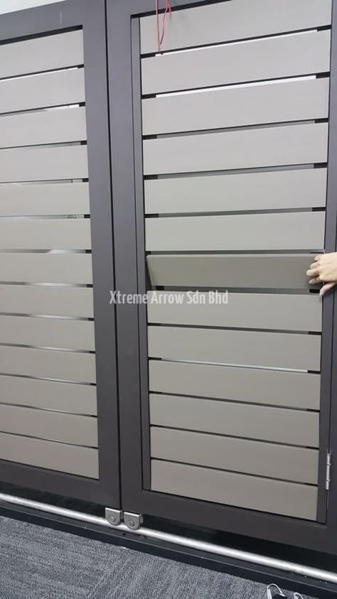 Aluminum Gates Design, Auto Gate Design, Main Gate Designs, Modern Gates, Modern Steel Gate Design, Latest Gate Design, Iron Main Gate Design, Aluminum Gates, Modern Main Gate Designs