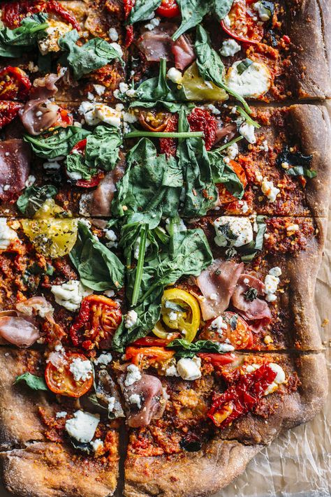 Sundried Tomato Pizza, Sun Dried Tomato Pesto, Tomato Pizza, Sundried Tomato Pesto, Wheat Pizza Dough, Wheat Pizza, Healthy Food Alternatives, Pizza Roll, Whole Wheat Pizza