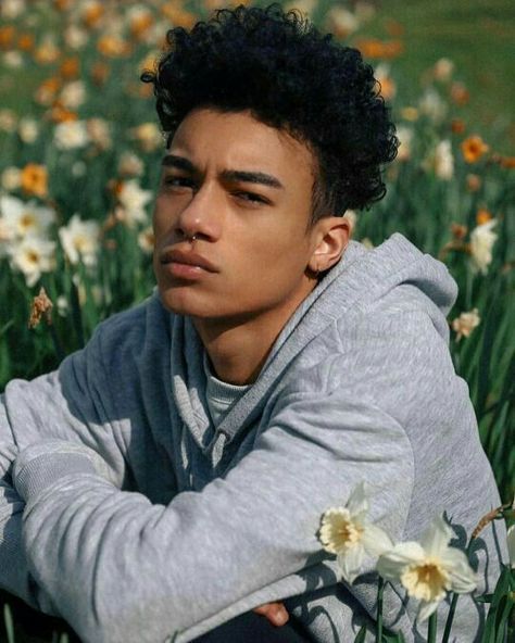 Lighting From Above Reference Face, Black Male Face Claims, Mixed Boys, Male Hairstyles, African American Man, Corte De Cabelo Masculino, Foto Poses, 인물 사진, Black Boys